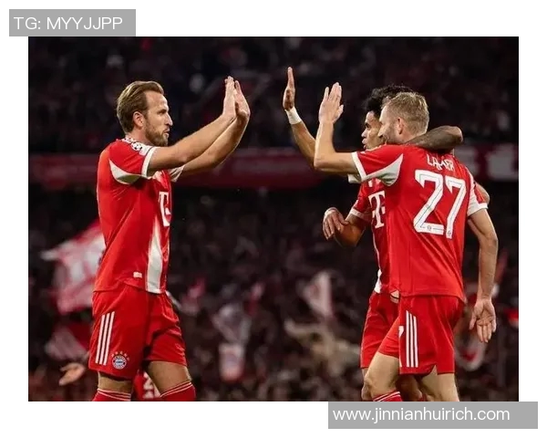 德甲第10轮最佳后卫表现惊艳12场打入6球多基终结拜仁纪录 德甲第10轮最佳后卫表现惊艳12场打入6球多基终结拜仁纪录