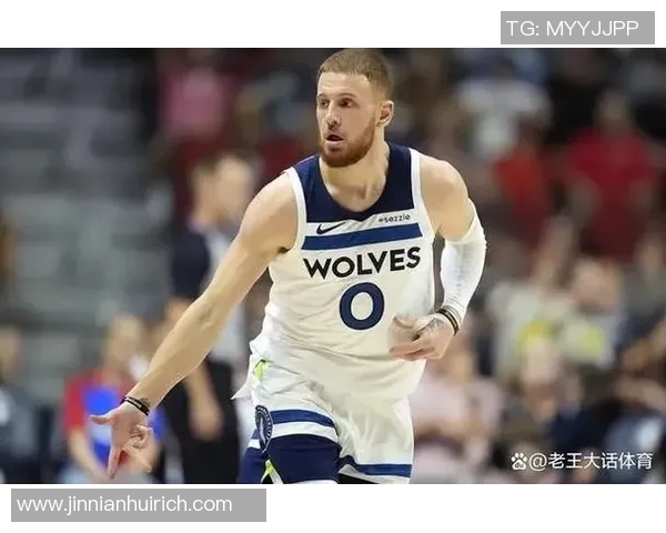 迪文岑佐谈球队表现:冷静应对关键时刻取得胜利 迪文岑佐谈球队表现:冷静应对关键时刻取得胜利