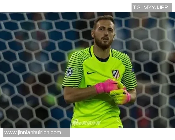 马竞门将奥布拉克荣获24-25赛季萨莫拉奖创生涯第六次获奖佳绩