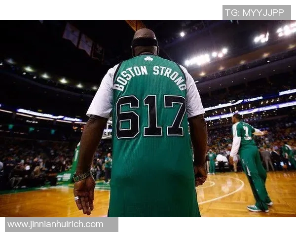 凯尔特人全队齐心协力10人出战9人得分7人上双展现强大团队实力