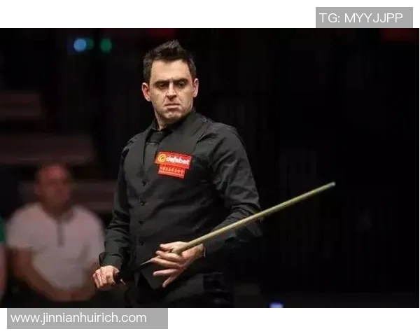 布克赞邓恩今夏训练刻苦展现更强侵略性状态提升显著 布克赞邓恩今夏训练刻苦展现更强侵略性状态提升显著